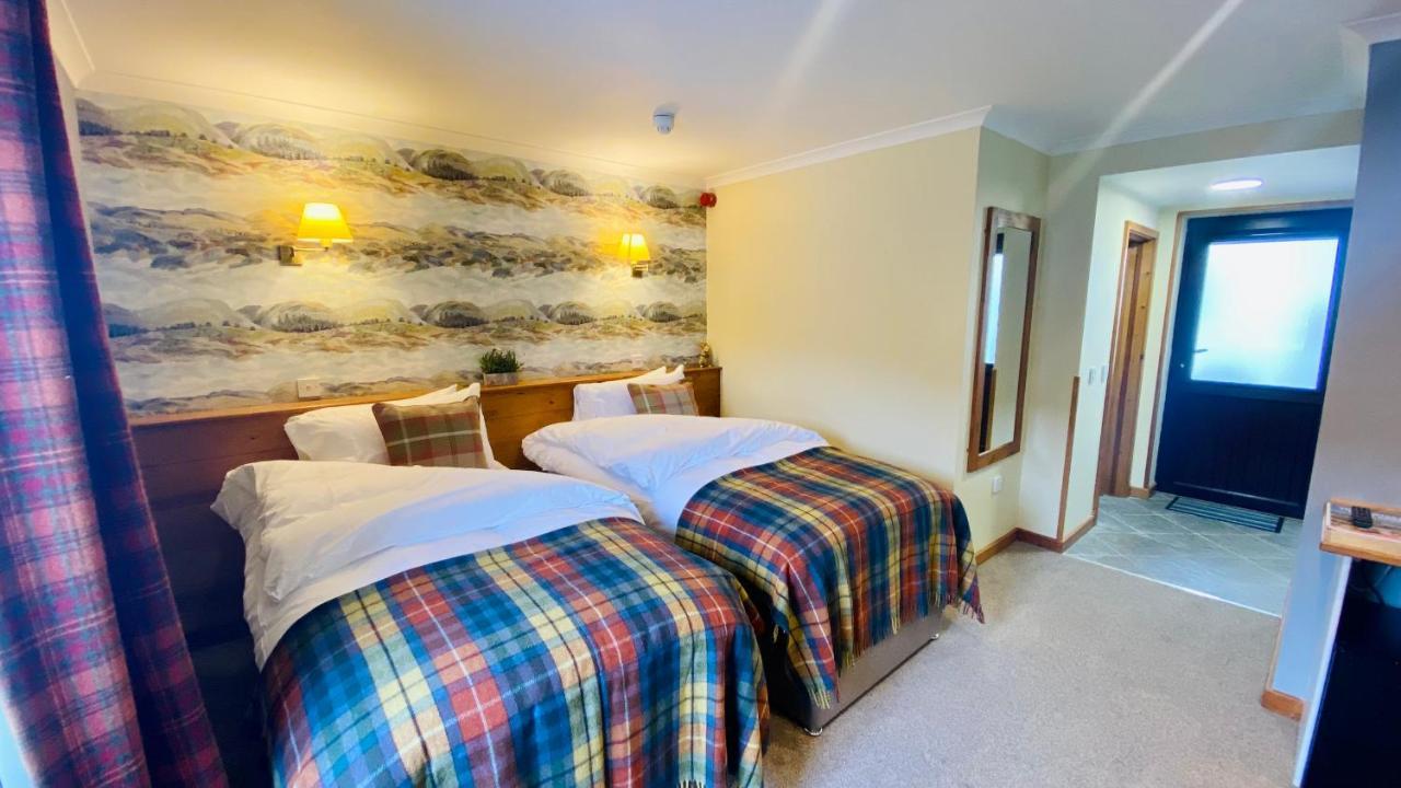 Aultguish Inn Garve Kültér fotó