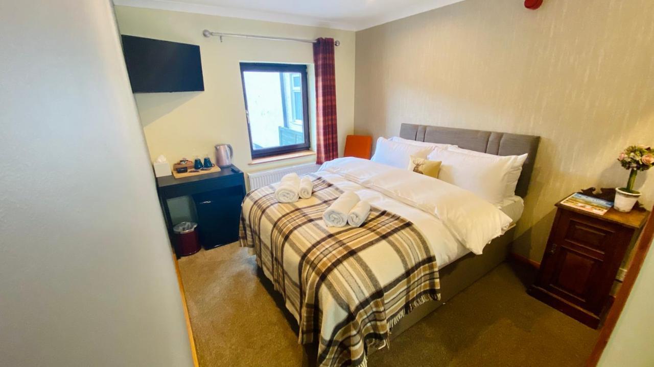 Aultguish Inn Garve Kültér fotó