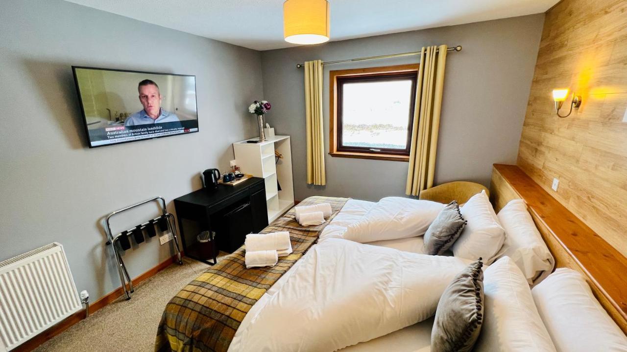 Aultguish Inn Garve Kültér fotó