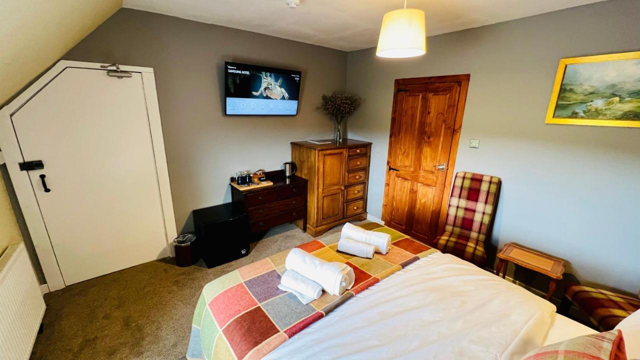 Aultguish Inn Garve Kültér fotó